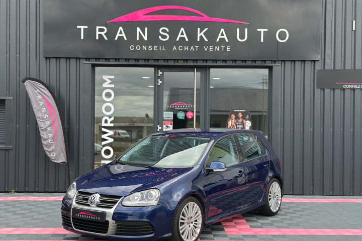 Volkswagen GOLF 5 R32 VR6